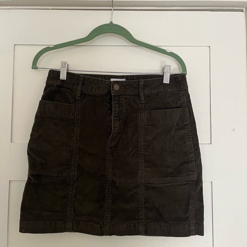 Size 8 Olive Old Navy Mini Skirt